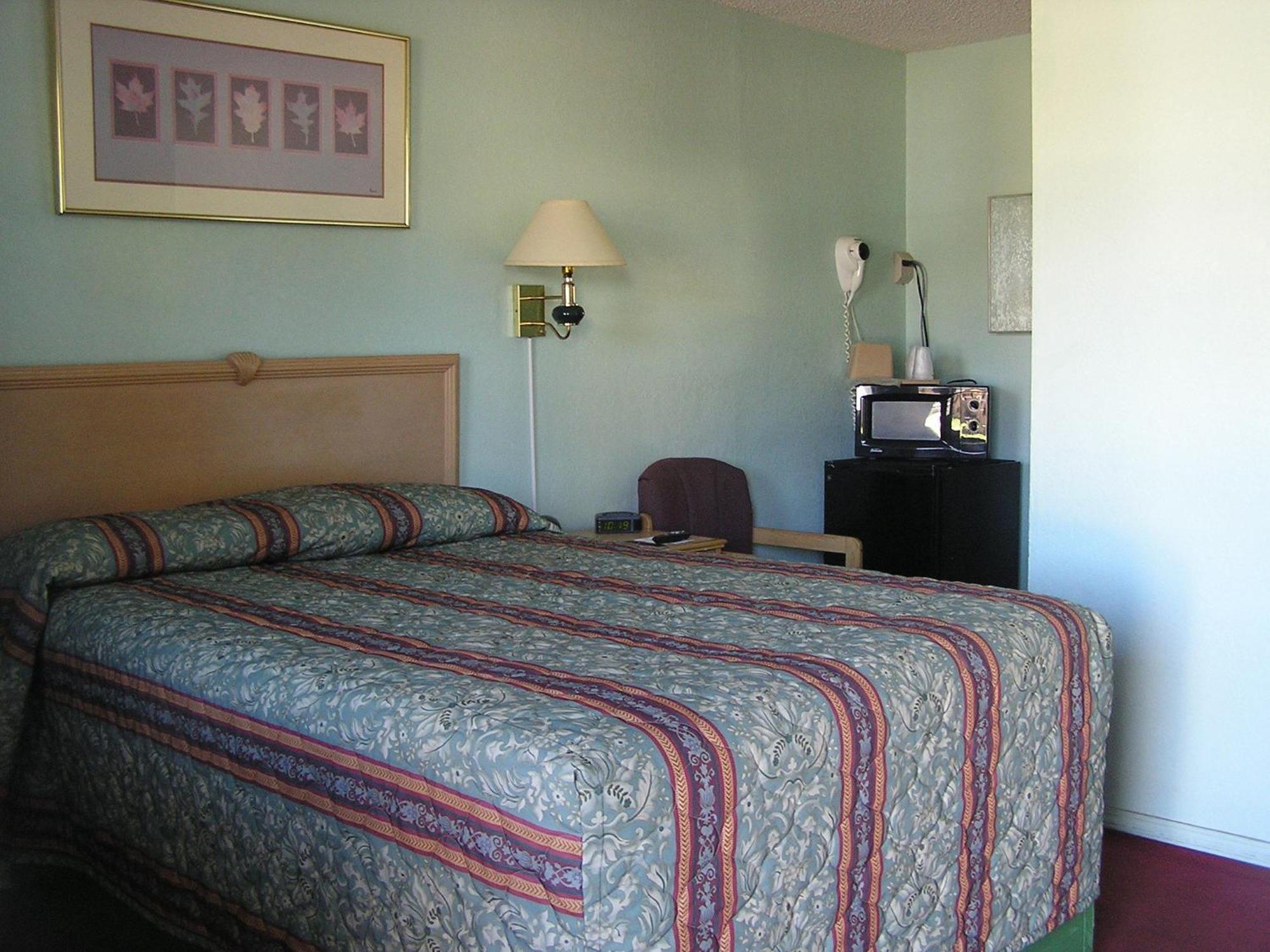 Many American Inn Motel מראה חיצוני תמונה